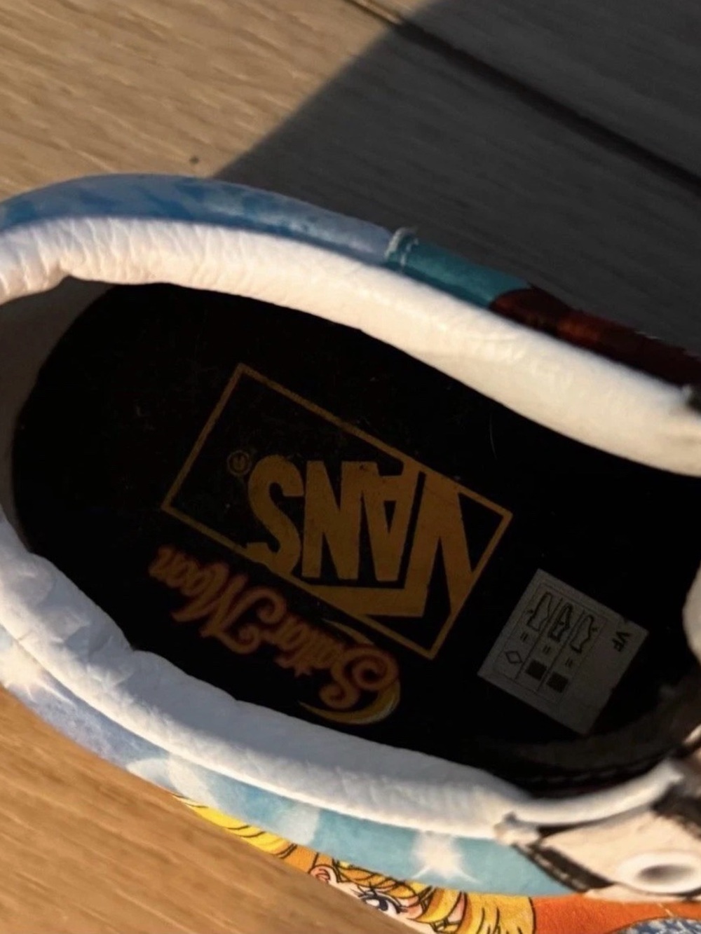 VANS Sailor Moon x Old Skool Pretty Guardian - Patchwork Wmns Sz 9/Men 7.5 EUC - Picture 7 of 10